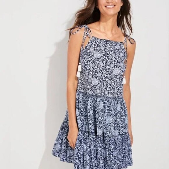 Vineyard Vines Brand Women's Medium Tiered Seersucker Blue & White Floral Dress - Picture 1 of 10